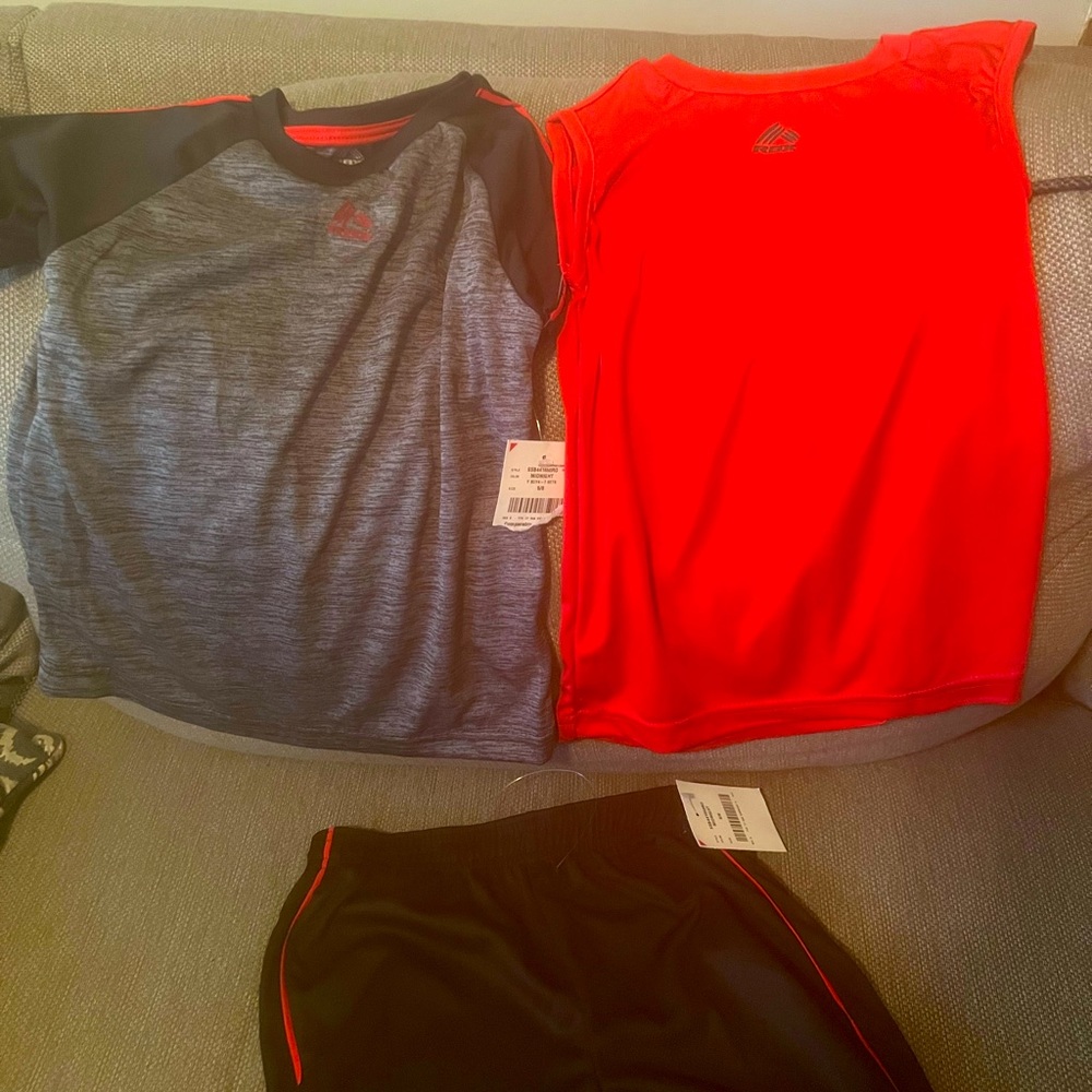Boys 3 piece Black & Red short set size 5/6